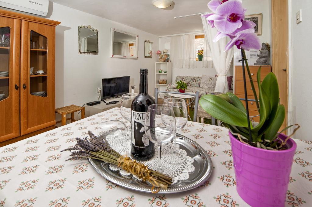 Apartment Premsai Ρόβινι Εξωτερικό φωτογραφία