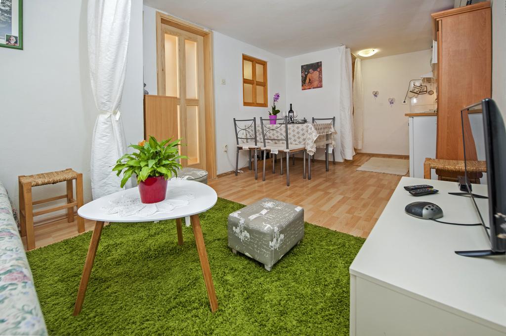 Apartment Premsai Ρόβινι Εξωτερικό φωτογραφία