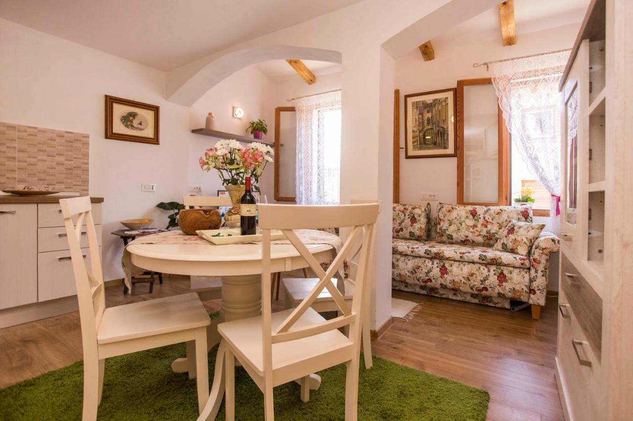 Apartment Premsai Ρόβινι Εξωτερικό φωτογραφία